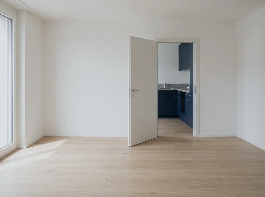 Logement vide remis en état, parquet et cuisine nettoyés